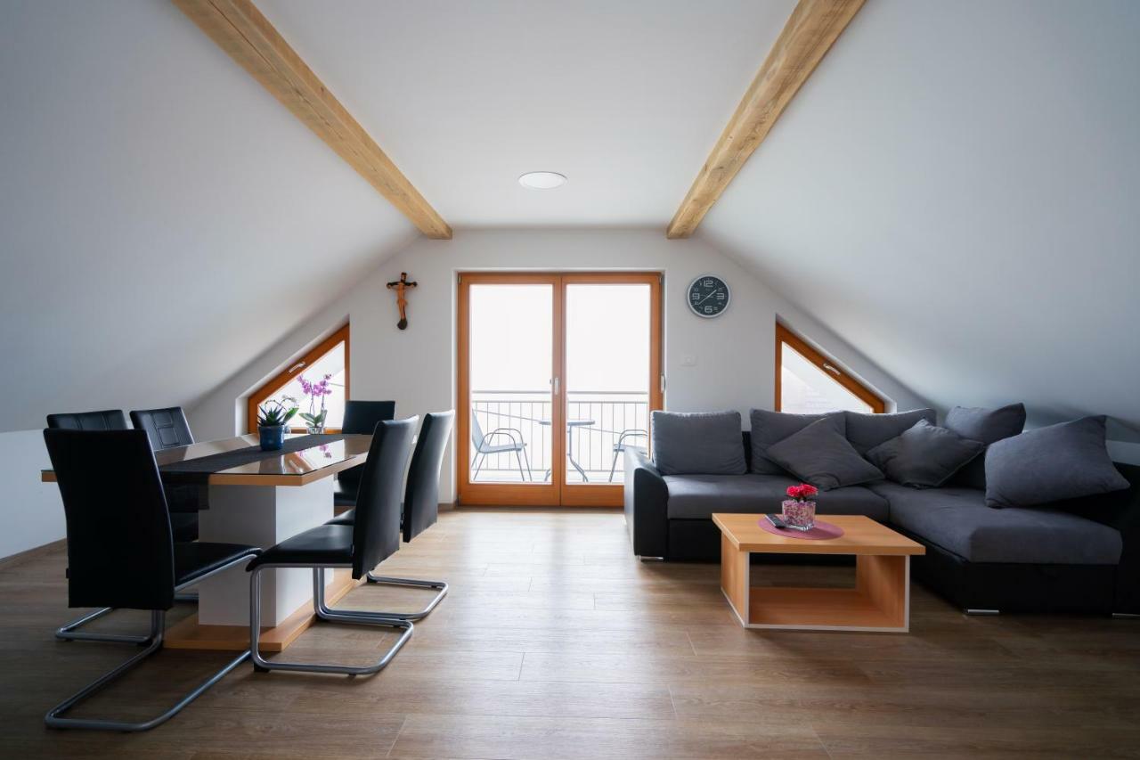 Pjagodic Apartments & Wellness Церкле на Горенскем Екстериор снимка