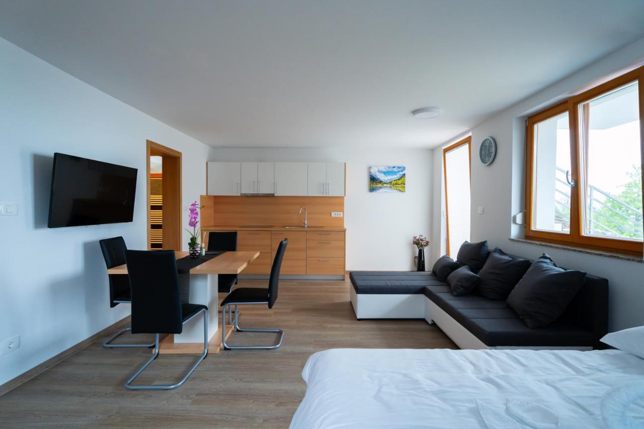 Pjagodic Apartments & Wellness Церкле на Горенскем Екстериор снимка