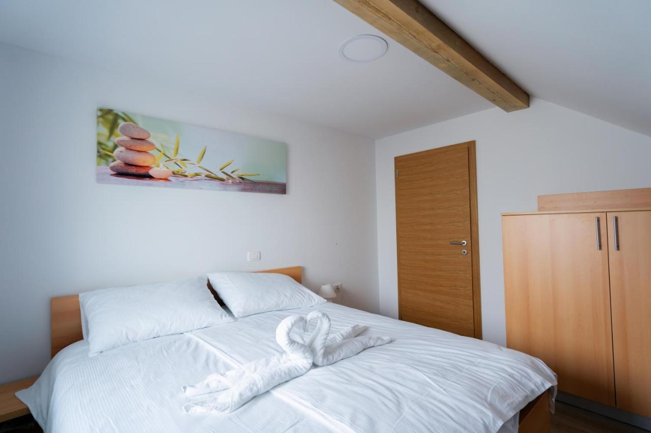 Pjagodic Apartments & Wellness Церкле на Горенскем Екстериор снимка